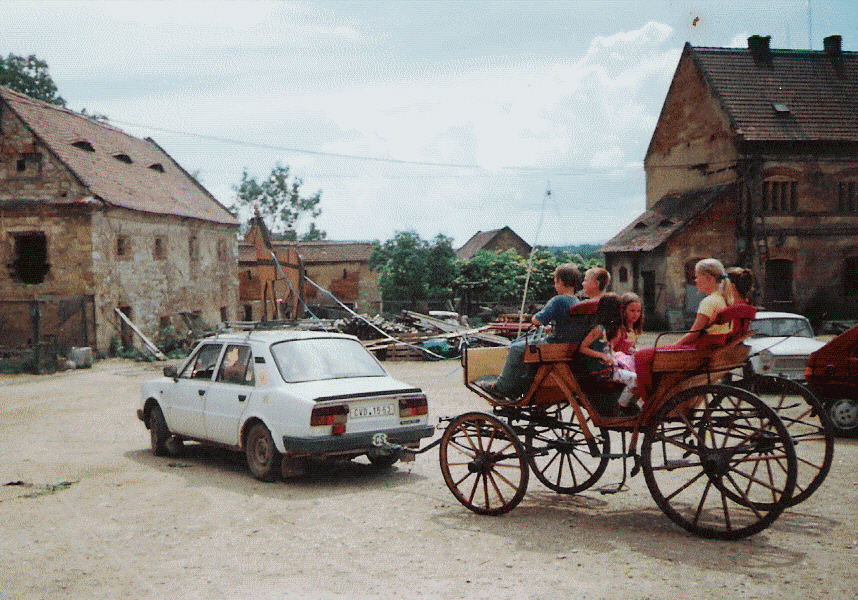  kočár pro novomanželé